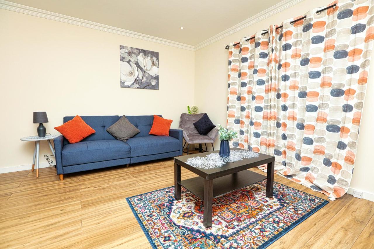 Surespring Apartment Erith ภายนอก รูปภาพ